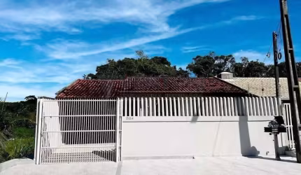 Casa com 2 quartos à venda na Rua São José dos Pinhais, 2134, Brejatuba, Guaratuba, 48 m2 por R$ 390.000