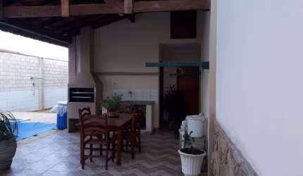 CASA COM PISCINA A VENDA NO JARDIM PARAISO DE VIRACOPOS CAMPINAS/SP