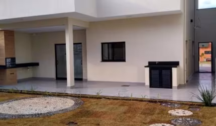 SOBRADO COM 3 SUÍTES, AQUECIMENTO SOLAR E ESCRITÓRIO À VENDA EM VALINHOS/SP.