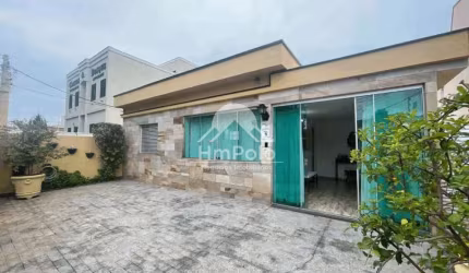 CASA À VENDA COM 3 QUARTOS, 1 SUÍTE E 3 VAGAS NO JARDIM NOSSA SENHORA AUXILIADORA EM CAMPINAS/SP.