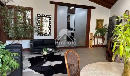 CASA COMERCIAL COM AMPLAS SALAS, 4 SUÍTES E 5 VAGAS PARA LOCAÇÃO NO TAQUARAL EM CAMPINAS/SP.