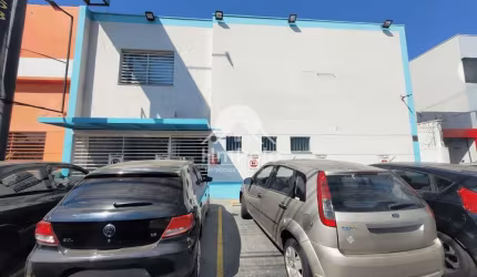 PRÉDIO COMERCIAL COM 16 SALAS E 5 VAGAS NA AV. DAS AMOREIRAS - JARDIM DO LAGO, CAMPINAS/SP.
