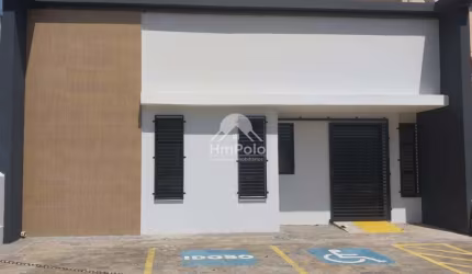 Prédio comercial com 18 salas 7 banheiros 3 vagas para venda ou locação em Paulinia/SP