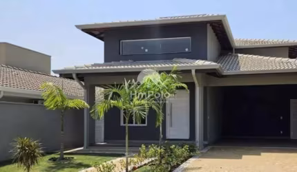 Casa de condomínio com 3 suítes, 5 banheiros, 4 vagas à venda em Valinhos/SP