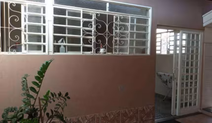 CASA TERREA A VENDA NO JARDIM BANDEIRANTES EM CAMPINAS-SP