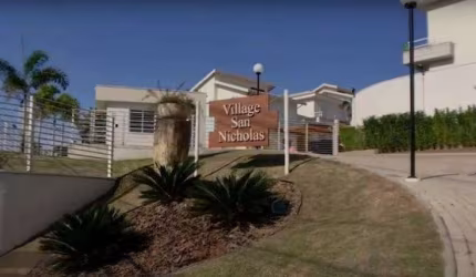 CASA À VENDA EM CONDOMÍNIO FECHADO EM VINHEDO/SP