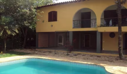 ÓTIMA CASA NO CONDOMINIO XANGRILA EM CAMPINAS-SP