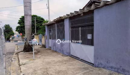 Casa com 3 dormitórios à venda, 225 m² por R$ 490.000 - Jardim Satélite - São José dos Campos/SP