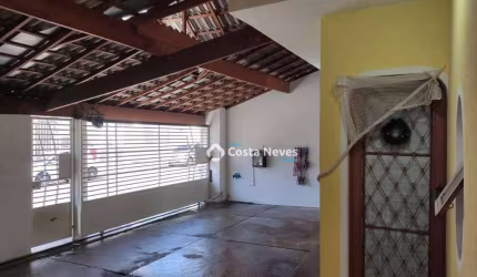 Casa com 3 dormitórios à venda, 120 m² por R$ 850.000,00 - Jardim América - São José dos Campos/SP