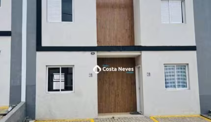 Sobrado com 2 dormitórios à venda, 52 m² por R$ 275.000,00 - Chácara dos Coqueiros - São José dos Campos/SP