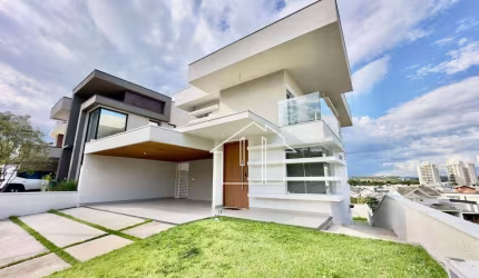 Casa com 3 dormitórios à venda, 260 m² por R$ 2.400.000,00 - Urbanova - São José dos Campos/SP
