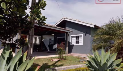 Casa em Condomínio para Venda em Atibaia, Condomínio Terras de Atibaia I, 3 dormitórios, 1 suíte, 3 banheiros, 2 vagas