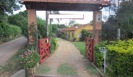 Chácara para Venda em Bragança Paulista, Bom Retiro, 4 dormitórios, 1 suíte, 2 banheiros, 3 vagas