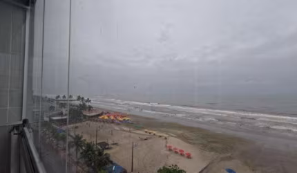Apartamento de Praia para Venda em Mongaguá, Centro, 4 dormitórios, 2 suítes, 1 banheiro, 1 vaga