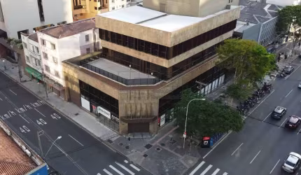 Prédio para alugar na Rua Marechal Deodoro, 862, Centro, Curitiba, 3003 m2 por R$ 137.000