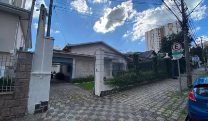Casa com 2 quartos para alugar na Rua Marechal Hermes, 55, Centro Cívico, Curitiba, 353 m2 por R$ 13.000