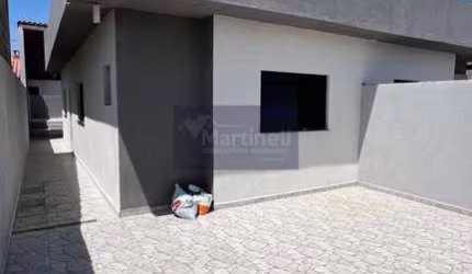 Casa com 2 quartos à venda no Jardim Grandesp, Itanhaém  por R$ 420.000