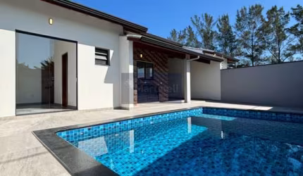 Imperdível oportunidade: Casa à venda em Itanhaém-SP, Bopiranga, 3 quartos, 1 suíte, 89m². Venha conferir!