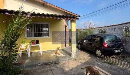 Casa com 2 quartos à venda no Jardim Grandesp, Itanhaém  por R$ 280.000