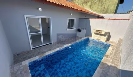 Imperdível casa à venda em Mongaguá-SP, bairro Balneário Anchieta, 2 quartos, 1 suíte, 1 banheiro, 78m² de área
