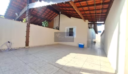 Casa com 2 quartos à venda no Jussara, Mongaguá , 75 m2 por R$ 339.900