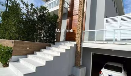 Casa de Luxo em Condomínio no Centro de Itanhaém-SP, 4 Quartos, 4 Suítes, 3 Salas, 5 Banheiros, 3 Vagas, 420m².