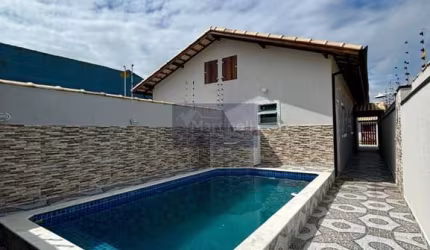 Casa com 2 quartos à venda no Jardim Grandesp, Itanhaém  por R$ 379.000