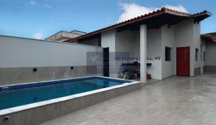Imperdível oportunidade: Casa à venda em Itanhaém-SP, Bopiranga, 3 quartos, 1 suíte, 1 sala, 2 banheiros, 3 vagas, 84,68m²!