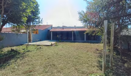 Casa à venda em Itanhaém-SP, no bairro Regina: 1 quarto, 1 sala, 1 banheiro, 5 vagas, 67m² de área. Imperdível!