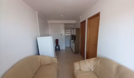 More a 750m da estação Guilhermina esperança!