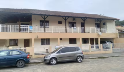Ótimo imóvel contendo 4 apartamentos no Passo Manso