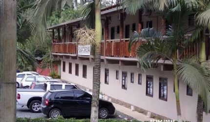 VENDE CASA / HOTEL / CHÁCARA - CAROLINA PARK