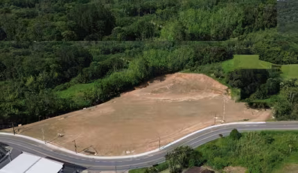 Terreno 2.500 m2 em Corredor de Serviços (para galpão) – Passo Manso