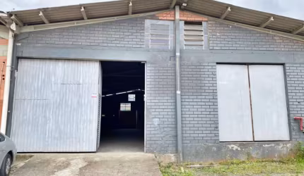 LOCAÇÃO: GALPÃO 350M2 - ITOUPAVAZINHA