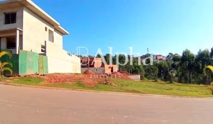 Terreno à venda no Condomínio Itahyê - Santana de Parnaíba.