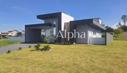 Casa à venda no Condomínio Ninho Verde 1 na Rodovia Castelo Branco em Porangaba.