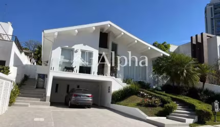 Casa à venda no Residencial Alphaville 1 em Barueri - SP