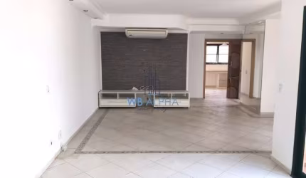Casa em Condomínio de Alto Padrão no Tamboré, Santana de Parnaíba-SP: 3 Quartos, 1 Suíte, 2 Salas, 3 Banheiros, 2 Vagas, 160m²!