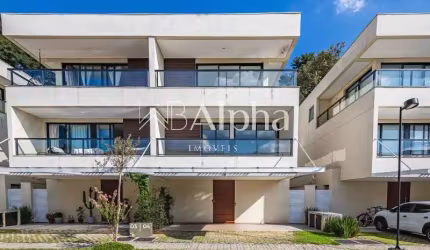 Casa a venda no Condomínio Alpha House em Santana de Parnaíba - SP