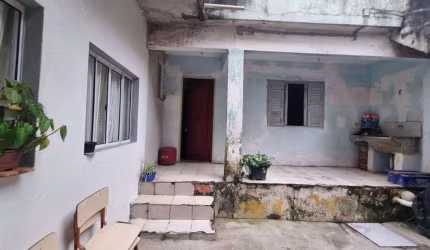 Casa para alugar por R$ 800,00 - Vila Verde - São Paulo/SP