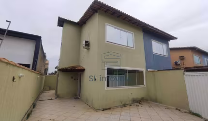 Casa com 3 dormitórios à venda, 114 m² por R$ 450.000 - Village Rio das Ostras - Rio das Ostras/RJ