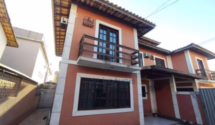 Casa com 2 dormitórios à venda, 104 m² por R$ 315.000,00 - Jardim Mariléa - Rio das Ostras/RJ
