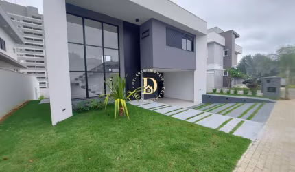 Casa - Condomínio Mônaco-  4 Suítes- Urbanova- 451m² - Aceita Permuta