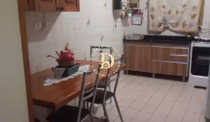 Casa - Jardim Santa Maria Jacareí - 3 Dormitórios - 150m² - Aceita permuta.