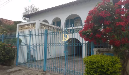 Casa - Jardim Esplanada - 3 Dormitórios (1 suíte) - 270m²