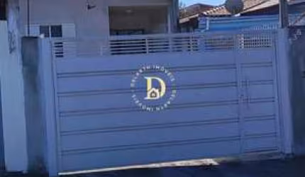 Sobrado - Monte Castelo - 2 Dormitórios - 160m²