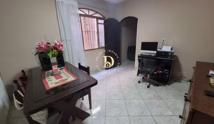 Casa - Altos de Santana - SJCampos - 03 Dormitórios (01 Suíte) - 109 m² - Aceita