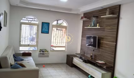Casa - Bosque dos Eucaliptos - São José dos Campos - 4 Dormitórios (2 Suítes) -