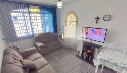 Casa - Jardim Satelite - 2 Dormitórios  - 111m² - Com Edícula