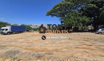 Oportunidade --Terreno à Venda de 2597m2 em SERRARIA São José/SC - TE1641